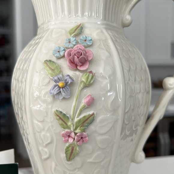 BELLEEK FINE PARIAN CHINA.  10.5" PITCHER FROM THE MILLENNIUM COLLECTION. - Picture 2 of 6